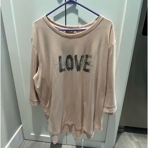 2x 3/4 sleeve sweatshirt